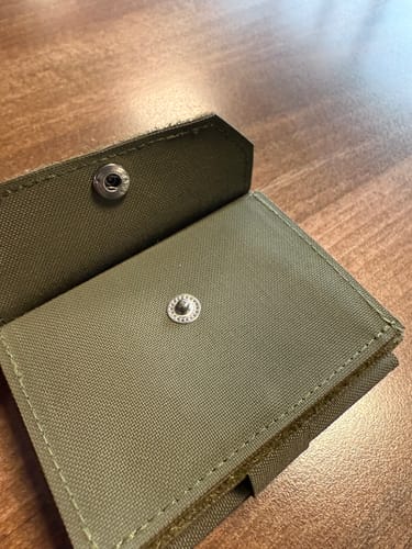 Customer photo review of Tactical Wallet Münzfach - Steingrau Oliv