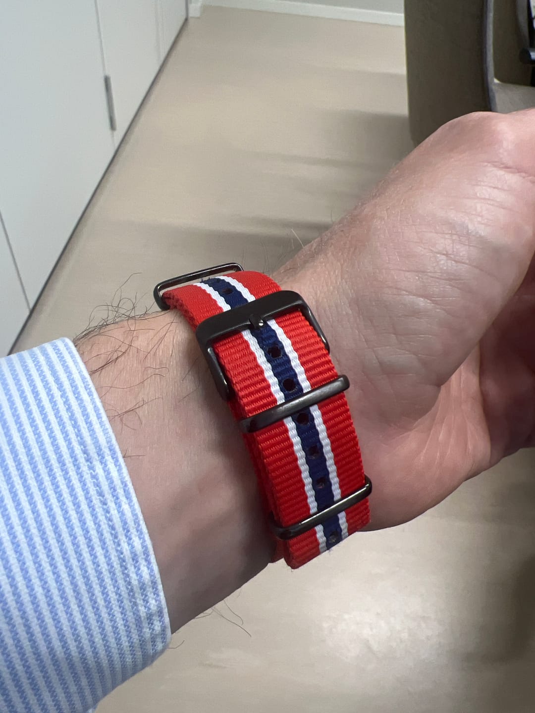 Customer photo review of Far-Far Natoreim Norge (Sort Spenne)