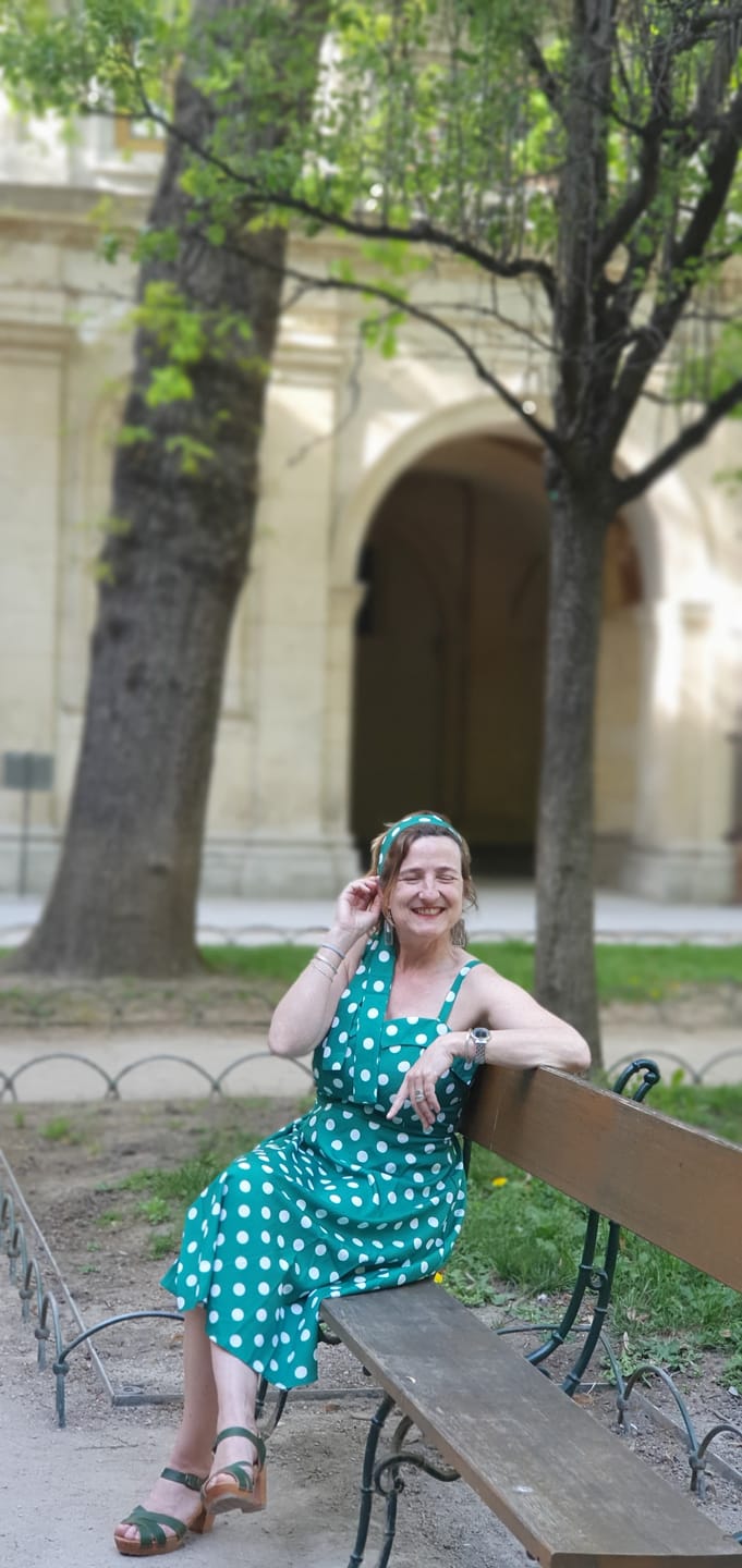 Customer photo review of Robe Année 50 Pin Up pas Cher Vert Pomme