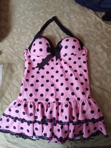 Customer photo review of Pink 1940s Halter Polka Dots Bow One-Piece Swimsuit