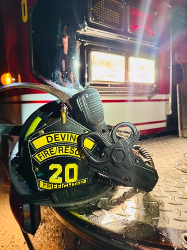 undefined review of Black MINI Compact EMT and First Responders Rescue Shears Kydex Holder | ONE SHEAR® image 1 out of 1