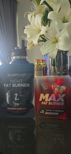 Customer photo review of Shortcutx Max Fat Burner Berry Punch