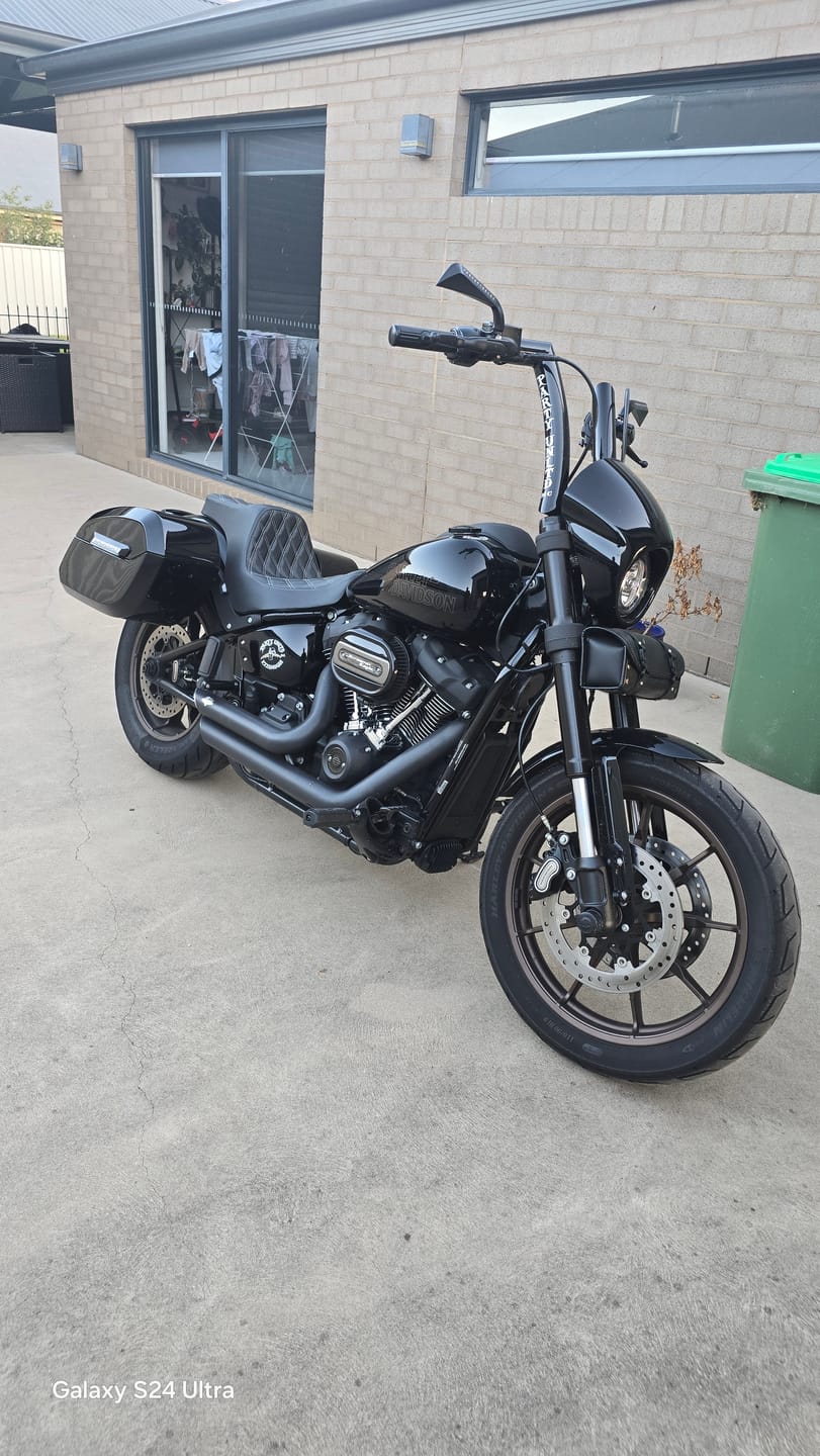 Customer photo review of 32L - Darkin Large Quick Mount Painted Hard Saddlebags for Harley Softail Low Rider S FXLRS