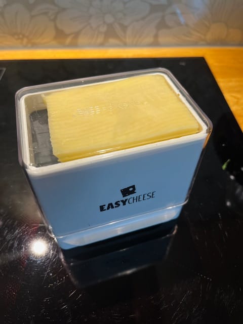 Customer photo review of EasyCheese® Osteklokke Original - Hvit