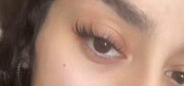 Customer photo review of Lash Bond & Seal - Black 10ml