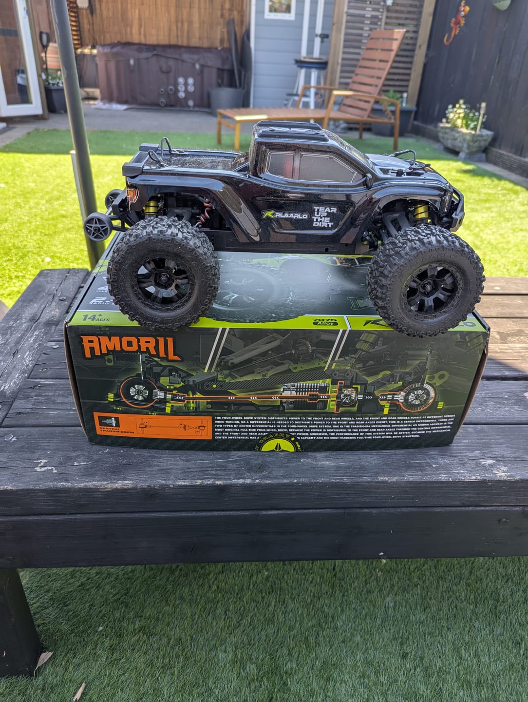 Customer photo review of 11.1V 4400mah 3S Lipo Battery XT60 Plug