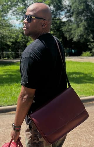Customer photo review of Kappa Leather Messenger Bag