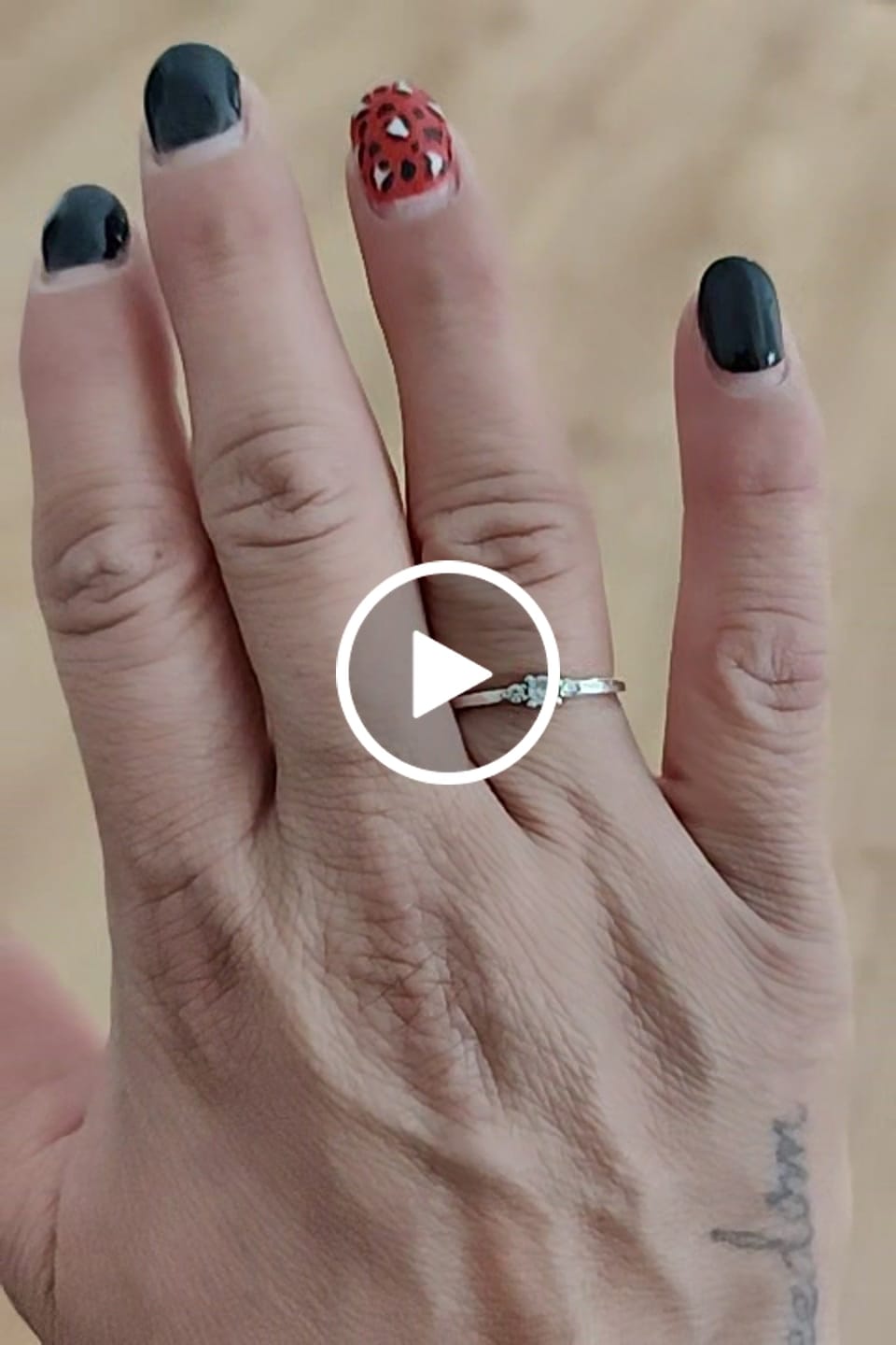 Customer video review of Anillo Gama