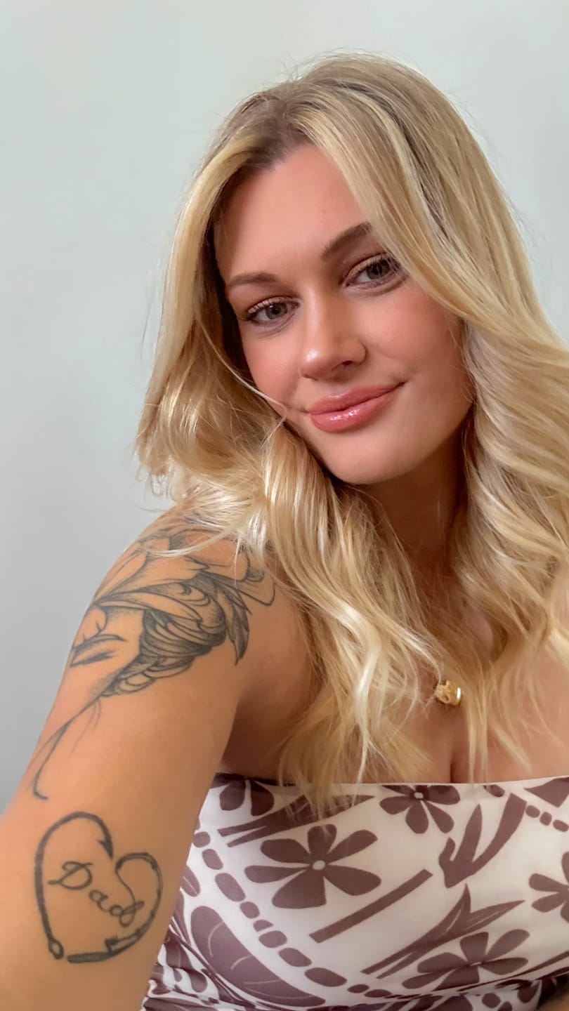Customer photo review of Nude Glow Lip Gloss