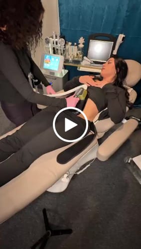 Customer video review of Replacement Cartridge for 9D Face Lifting HIFU Machine