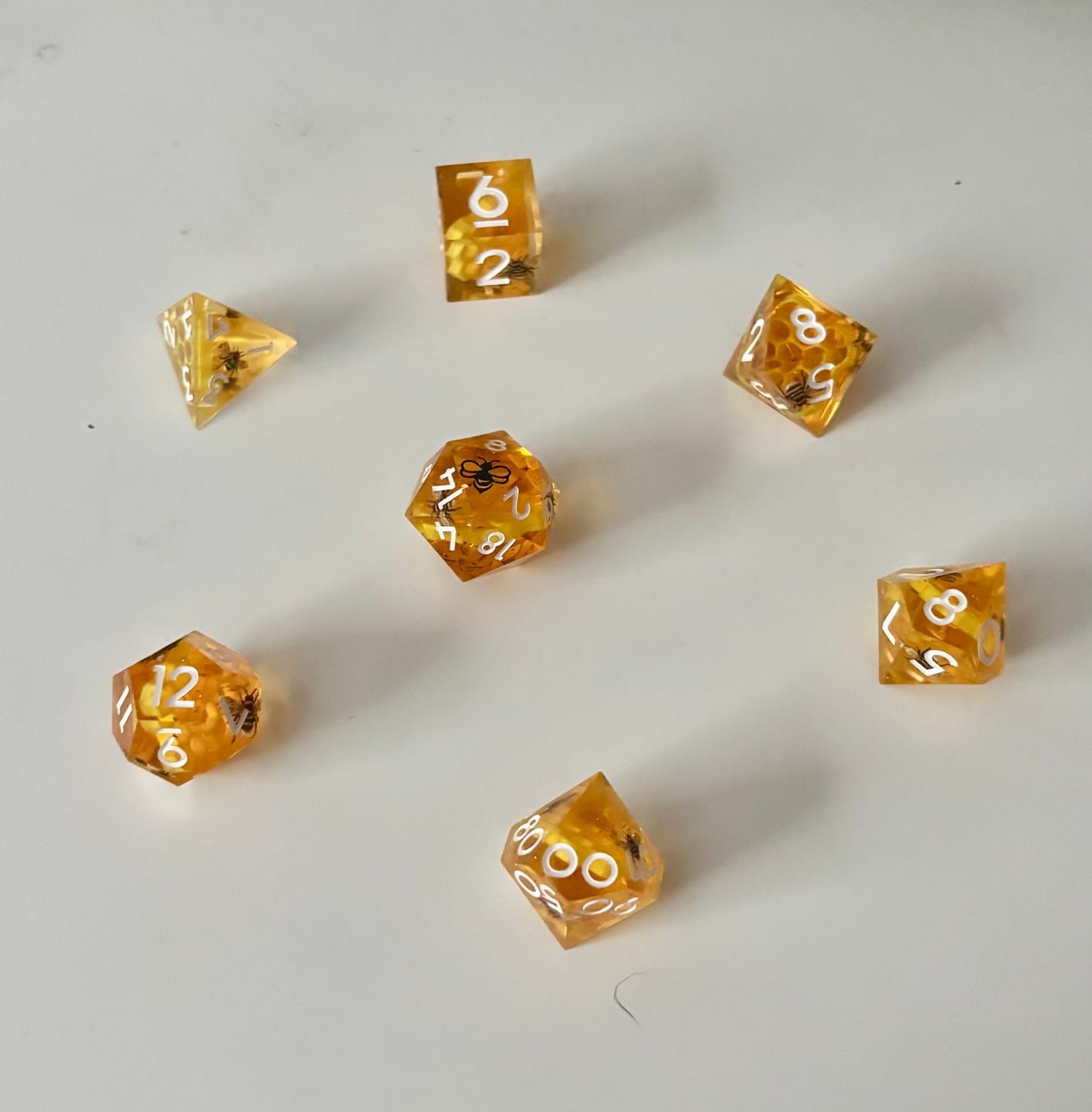 Customer photo review of Inner-dice Handmade Sharp Edge Resin Dice Set -Sweet Honey Bees-