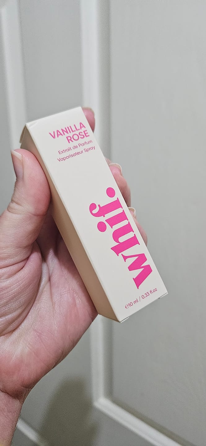 Customer photo review of Vanilla Rose