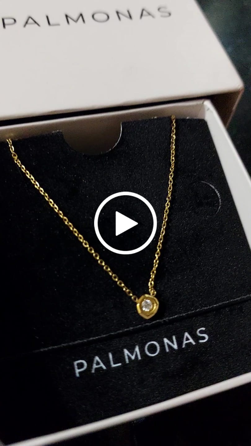 Customer video review of White Gemstone Gold Chain Necklace