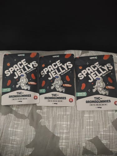 Customer photo review of THC Spacejellies Vollspektrum | 100mg THC | 20 Stk.