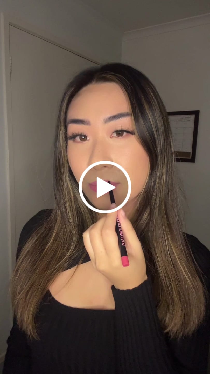 Customer video review of Soft Silhouette Lip Liner