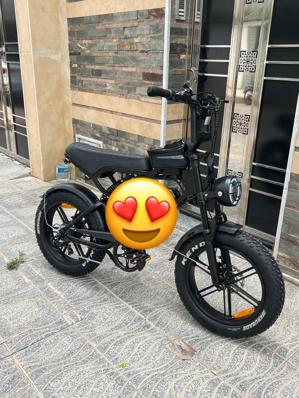 Customer photo review of S8 Vintage Vélo électrique de route 500W, Ebike 48V 15Ah avec batterie au lithium amovible, autonomie de 50 km, pneu large tout-terrain de 20 pouces.