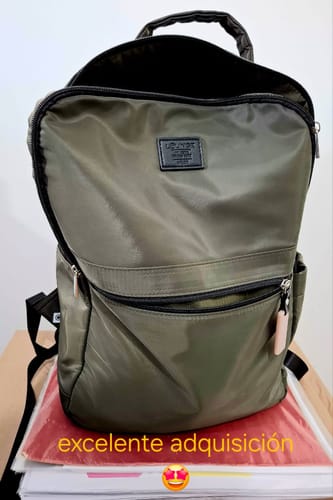 Reseña con foto de un cliente sobre Mochila Notebook Office