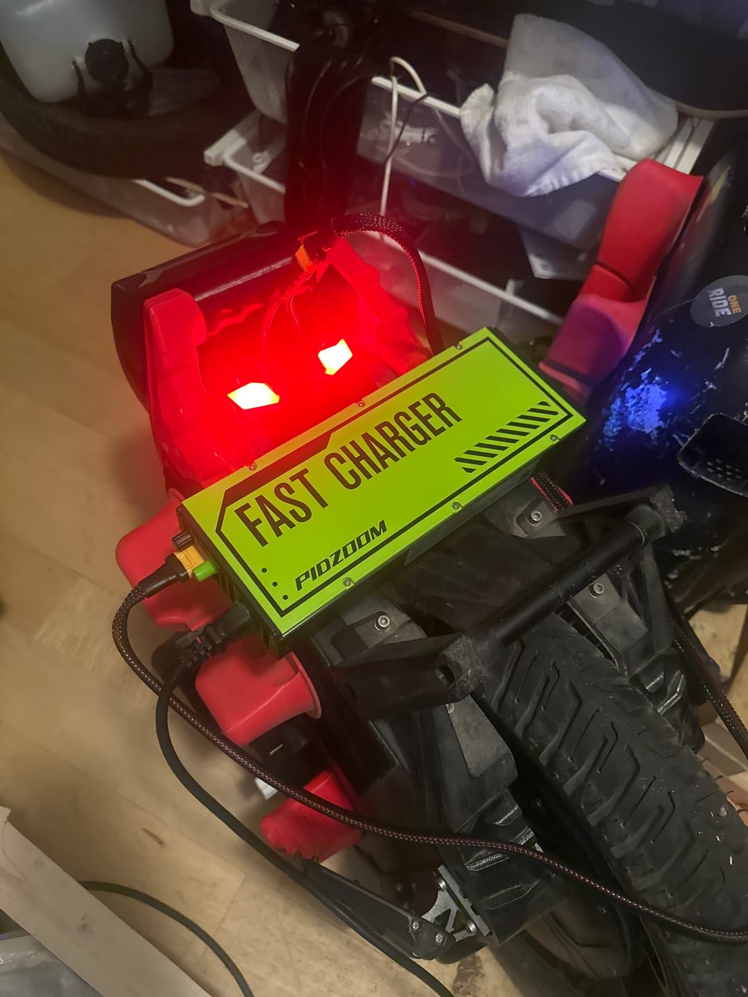 Customer photo review of Wide Range Charger HW170W(40V-178V)