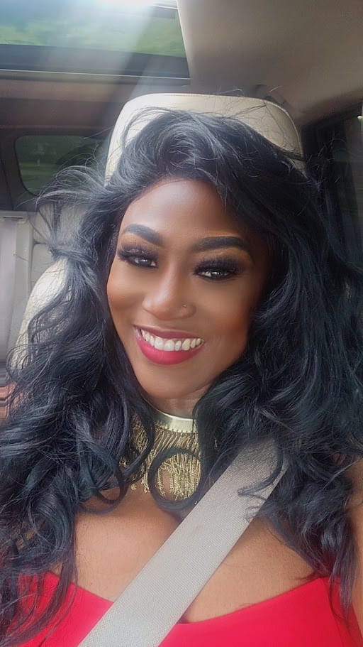 Customer photo review of Sensationnel Butta Lace 90's Bangs Glueless HD Lace Front Wig - 90's BANGS UNIT 911