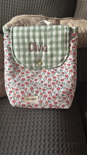 Customer photo review of Mochila infantil Carla