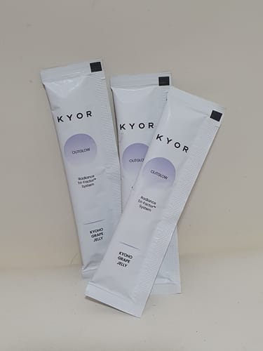 Customer photo review of OUTGLOW - Radiance Tri-Factor™ Jelly