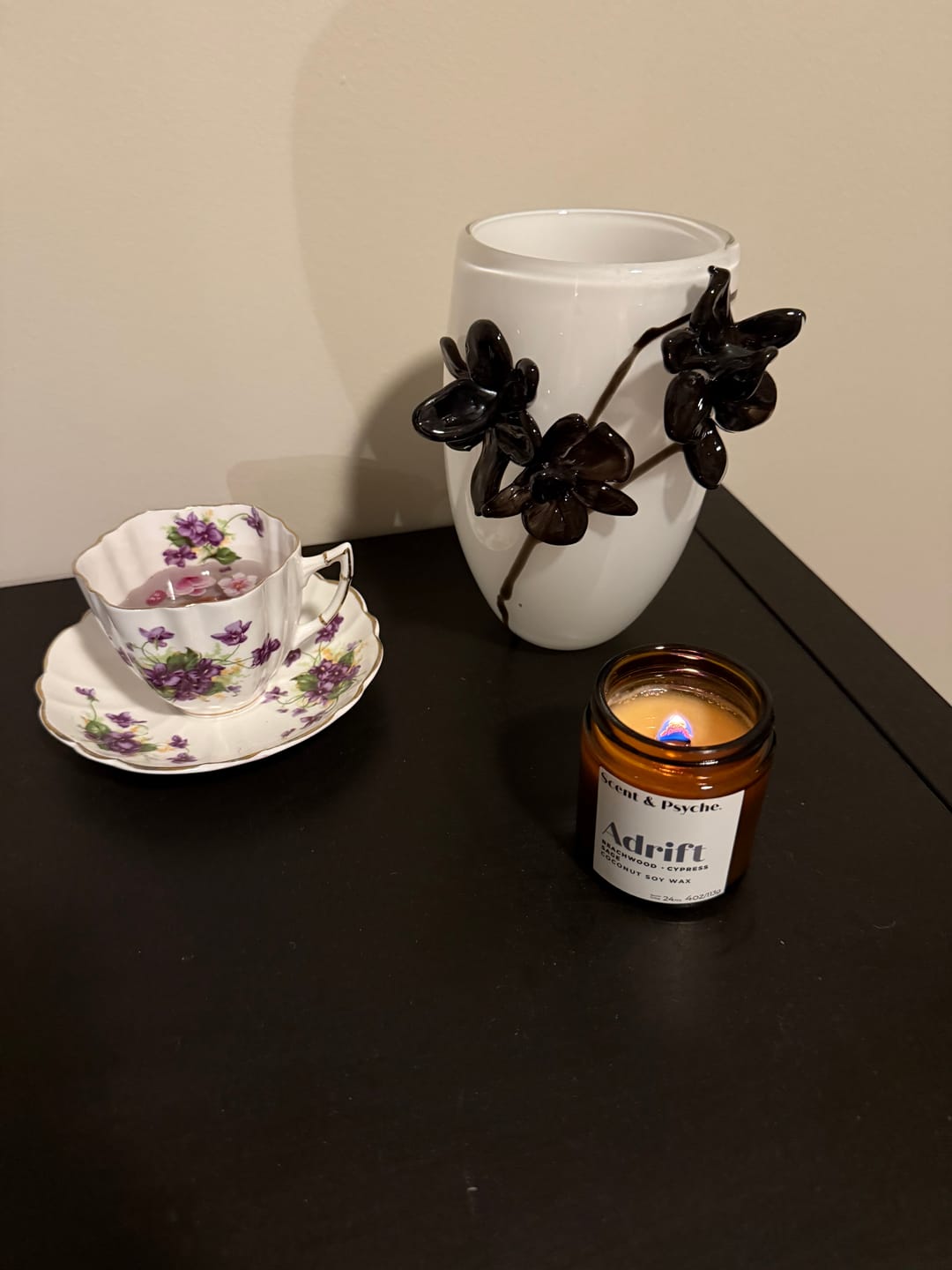 Customer photo review of Adrift Scented Candle   - 4oz Amber Jar