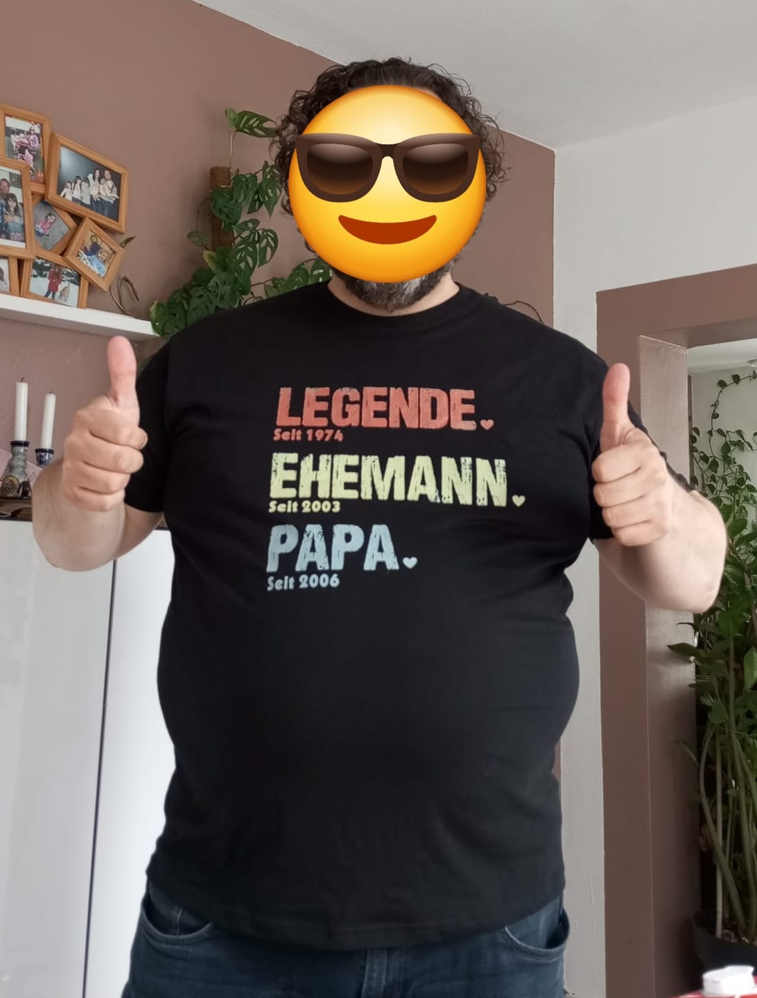 Customer photo review of Legende, Ehemann, Papa und Opa - Personalisiertes T-Shirt für Papa und Opa