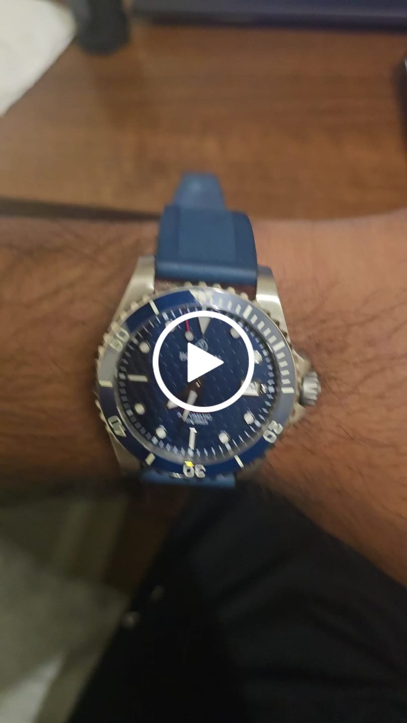 Customer video review of SEATURTLE.OCEAN(TITANIUM) - Automatic Titanium Diver Watch | Sea Blue