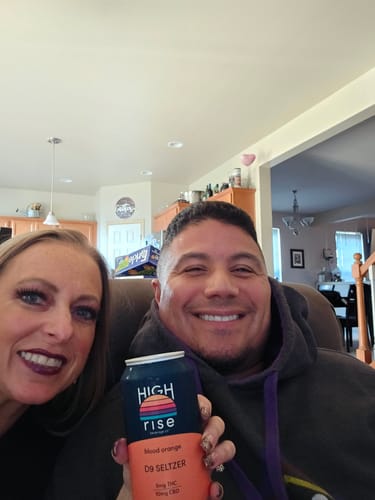 Customer photo review of Blood Orange D9 THC Seltzer