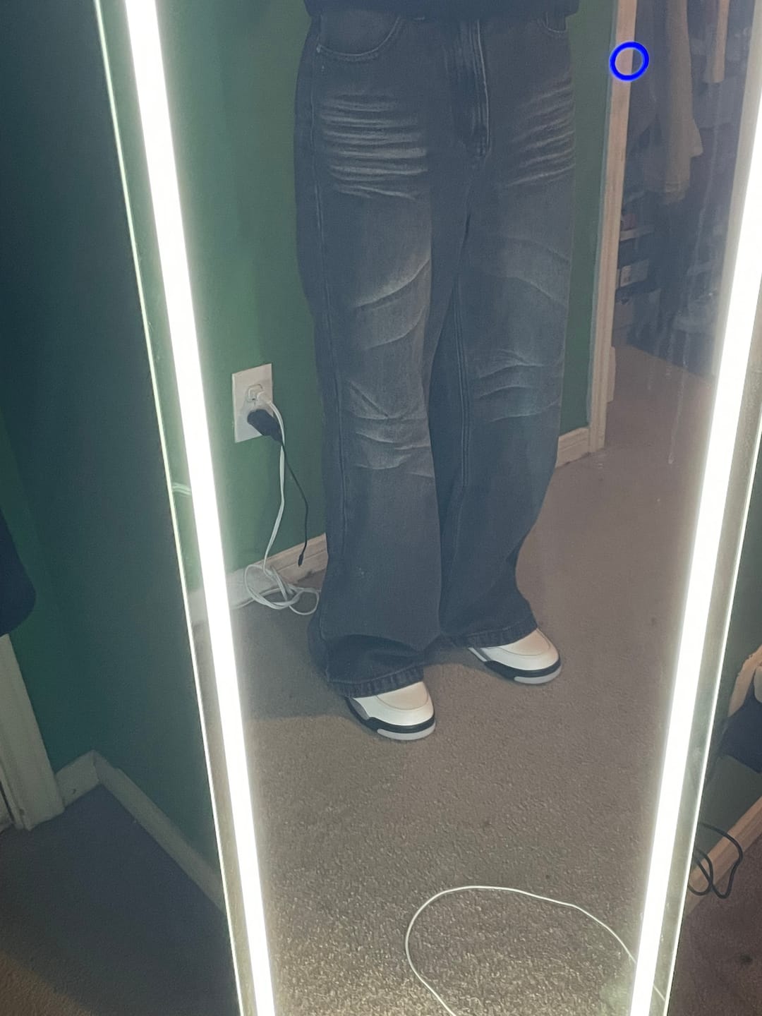 Customer photo review of Aelfric Eden Baggy  Folds Jeans