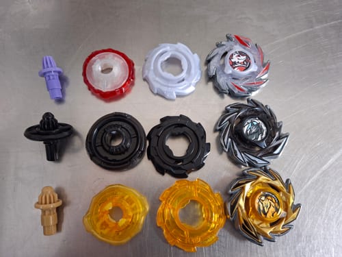 Customer photo review of [Pre-Order] Full Set Takara Tomy Beyblade X CX-06 FoxBrush J9-70GR
