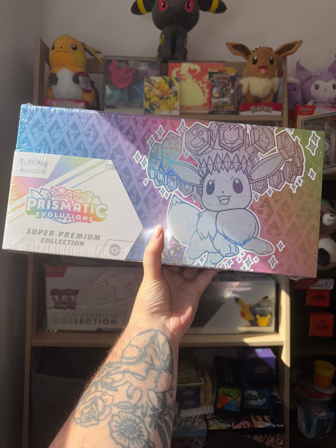 Customer photo review of EOI Prismatic Evolutions -Super-Premium Collection