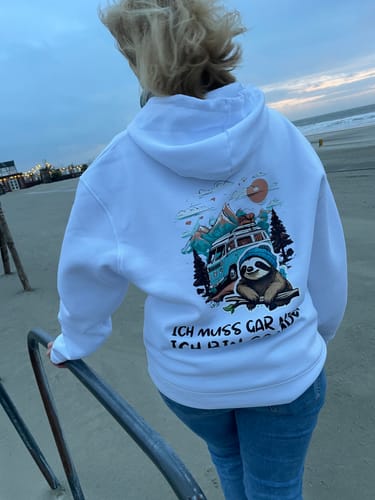 Customer photo review of ich muss gar nichts ich bin campen Rückendruck | Premium Hoodie unisex