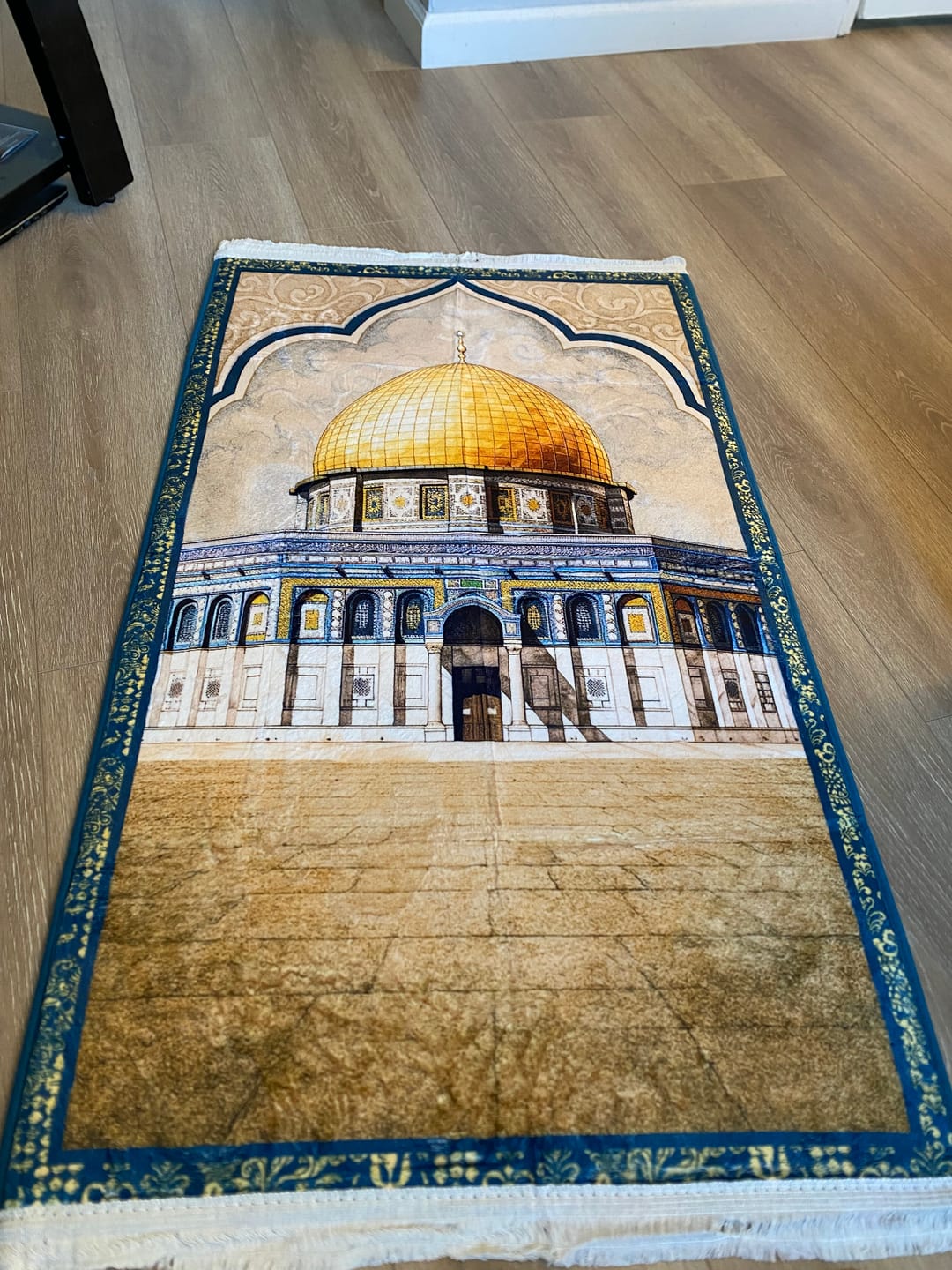 Customer photo review of Al Aqsa WaterColour  Padded Prayer Mat