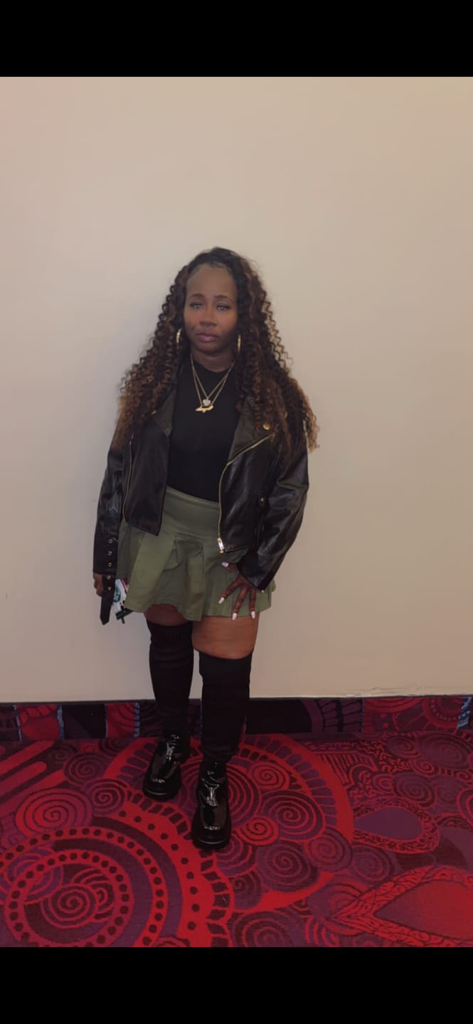 Customer photo review of Indian Curly Bundle