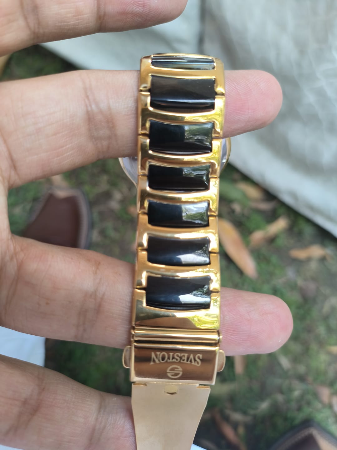 Customer photo review of Livingston