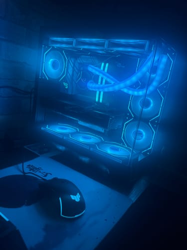Customer photo review of Nemesis 7 Gaming PC - AMD Ryzen 7 7800X3D 32GB DDR5 ASUS Prime Radeon RX 9070 XT 16GB N7-SE105