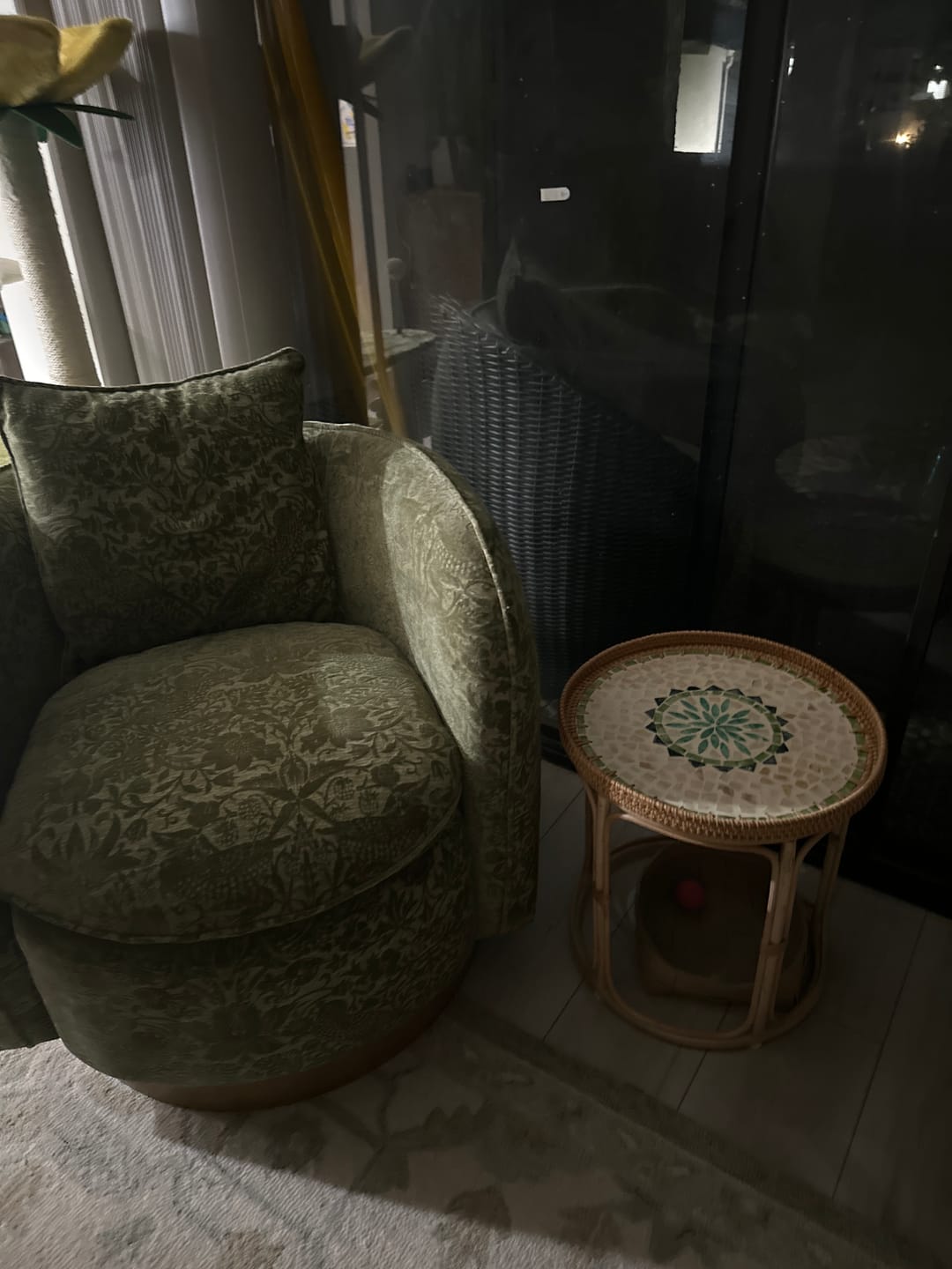 Customer photo review of Oasis Rattan Table
