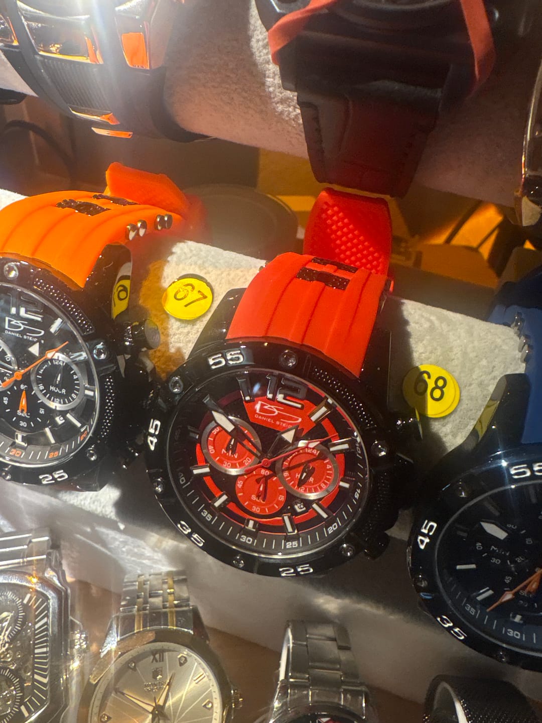 Customer photo review of Adventurer Red Men's Watch & Sunglasses