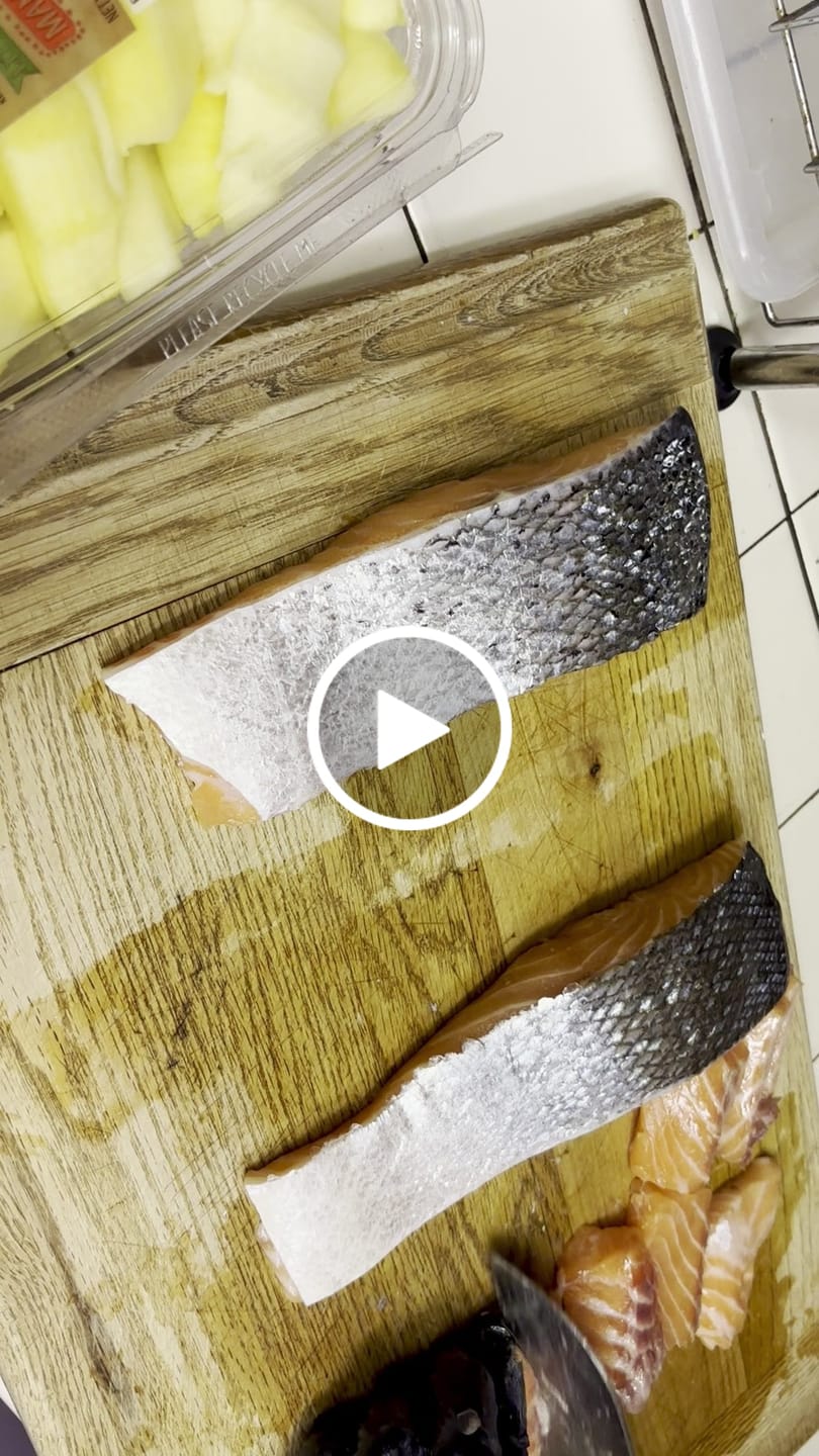 Customer video review of Salmon, Sushi Grade from Iceland (5.5oz portion)