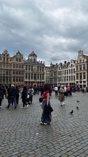 Customer photo review of High Street Curved Jeans