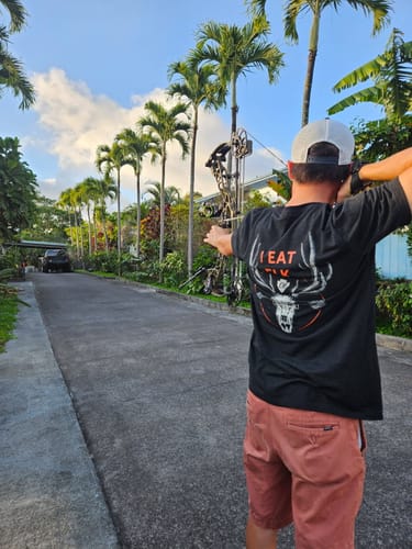 undefined review of I EAT ELK T-SHIRT image 1 out of 1