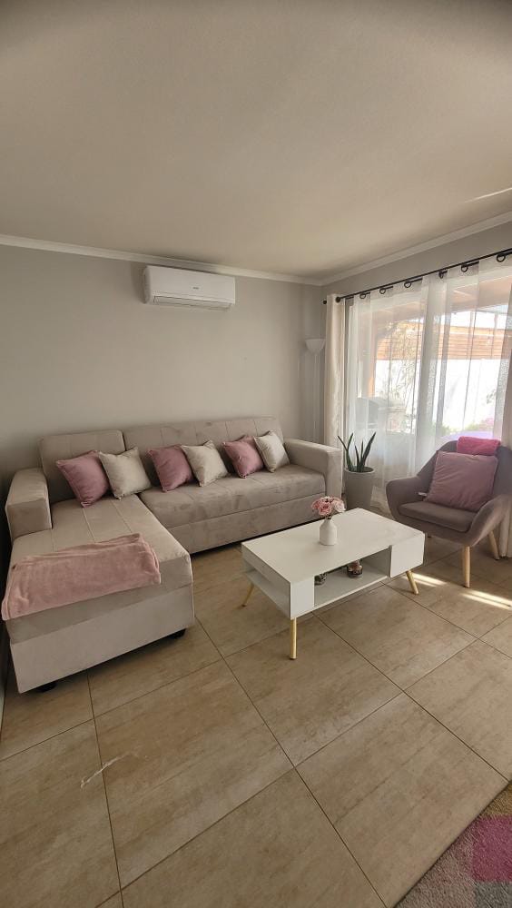 Customer photo review of Sofá en L Cama Baúl Paris
