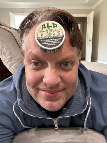 Customer photo review of Mountain Wintergreen Nicotine Pouches