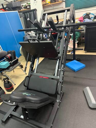 Customer photo review of Major Fitness Leg Press Hack Squat Machine AH1