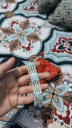 Customer photo review of Silver Choke - Noor Guluband