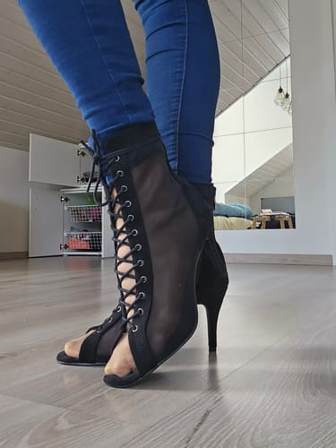 Customer photo review of Dark Charm by Sara Panero