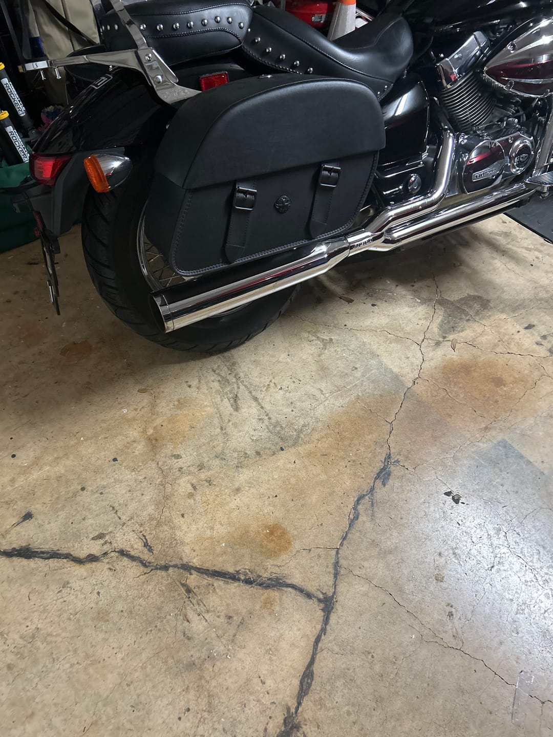 Customer photo review of 32L - Baelor Large Hard Mount Shock Cutout Honda Shadow 750 (Incl. C2) Saddlebags