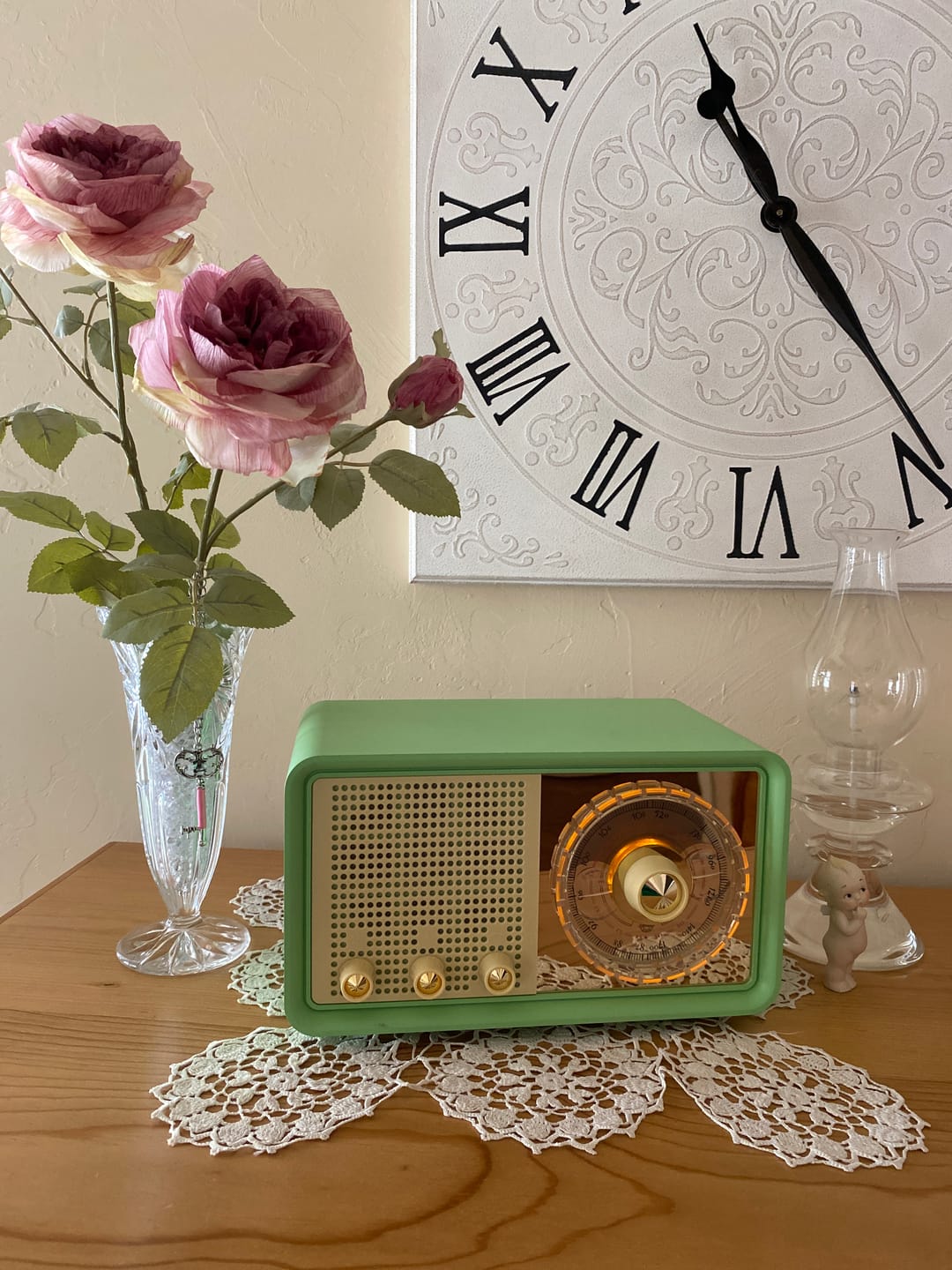 Customer photo review of MUZEN Original 3 Ⅲ Vintage Multimedia FM/AM Radio Bluetooth Speaker
