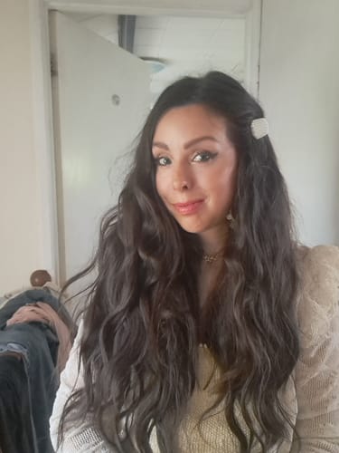 Customer photo review of The Loose Wave HD Fibre 24" Lace U Part Wig